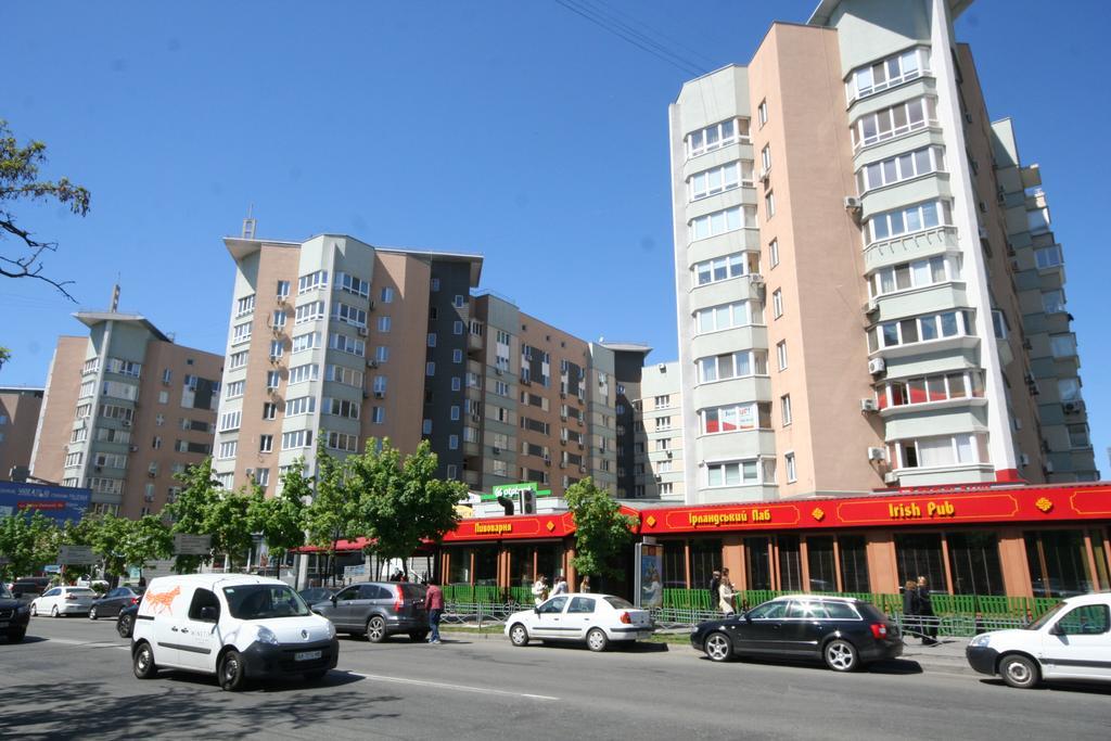 Inn Home Apartments - Livoberezhna キエフ エクステリア 写真