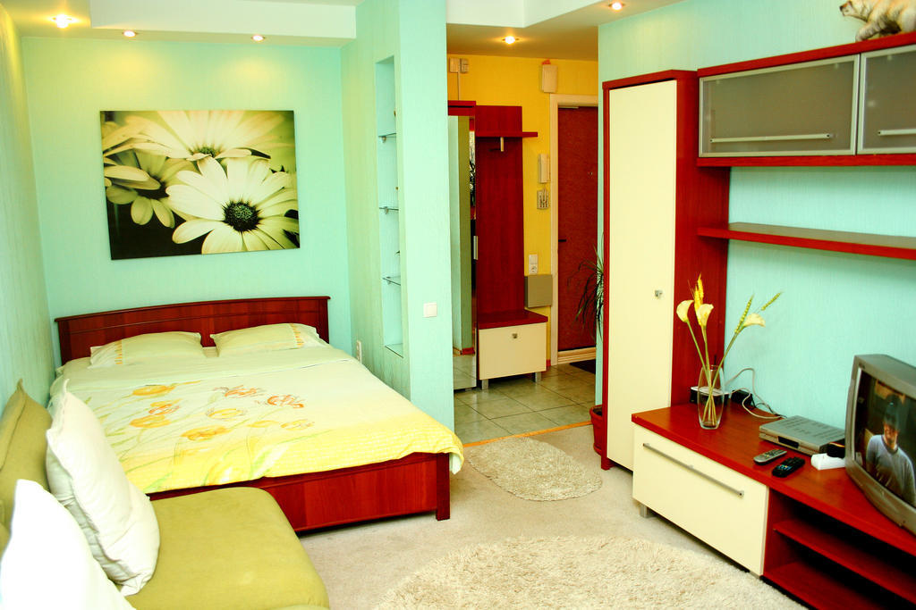 Inn Home Apartments - Livoberezhna キエフ エクステリア 写真