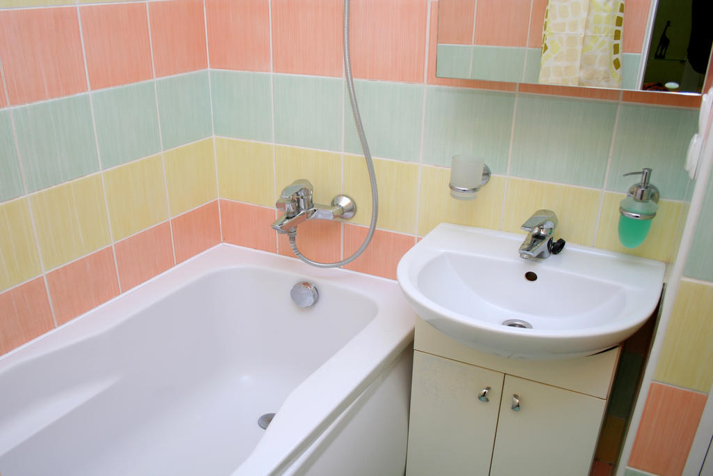 Inn Home Apartments - Livoberezhna キエフ エクステリア 写真