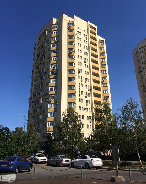 Inn Home Apartments - Livoberezhna キエフ エクステリア 写真