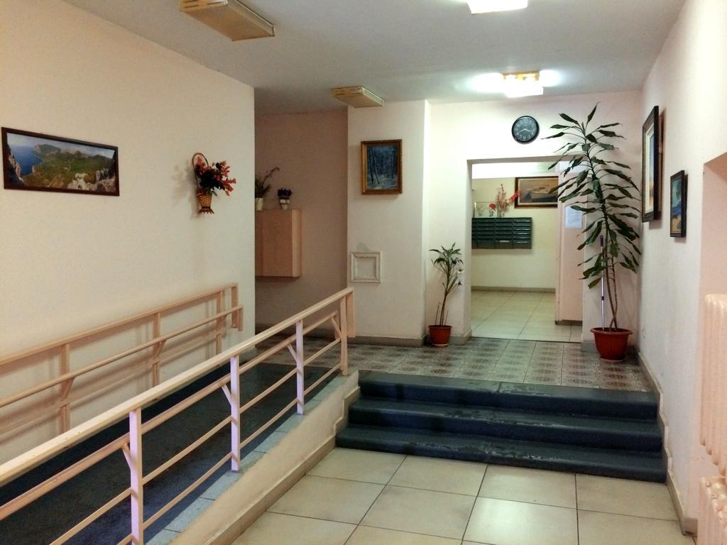 Inn Home Apartments - Livoberezhna キエフ エクステリア 写真