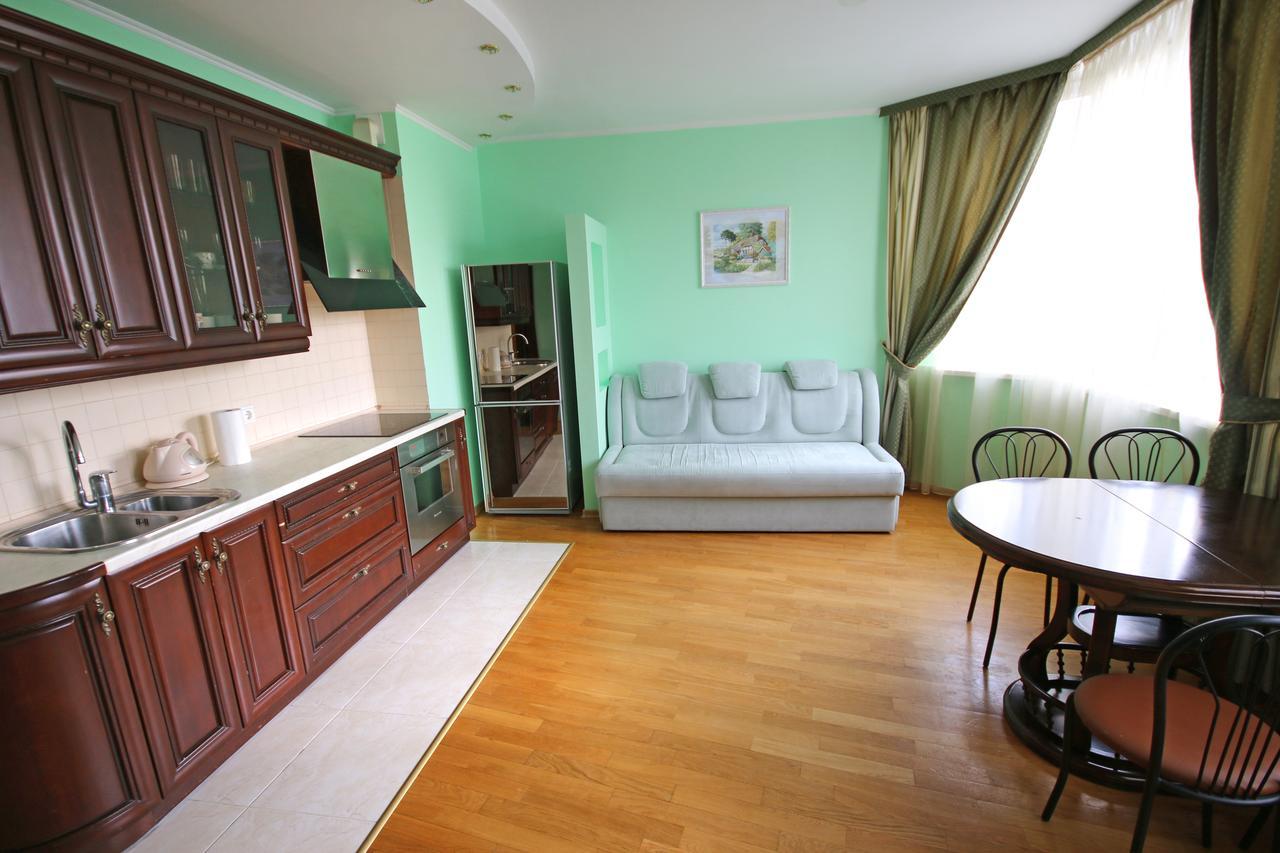 Inn Home Apartments - Livoberezhna キエフ エクステリア 写真