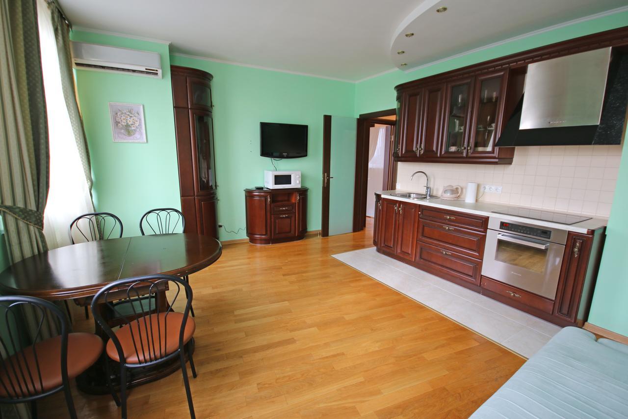 Inn Home Apartments - Livoberezhna キエフ エクステリア 写真